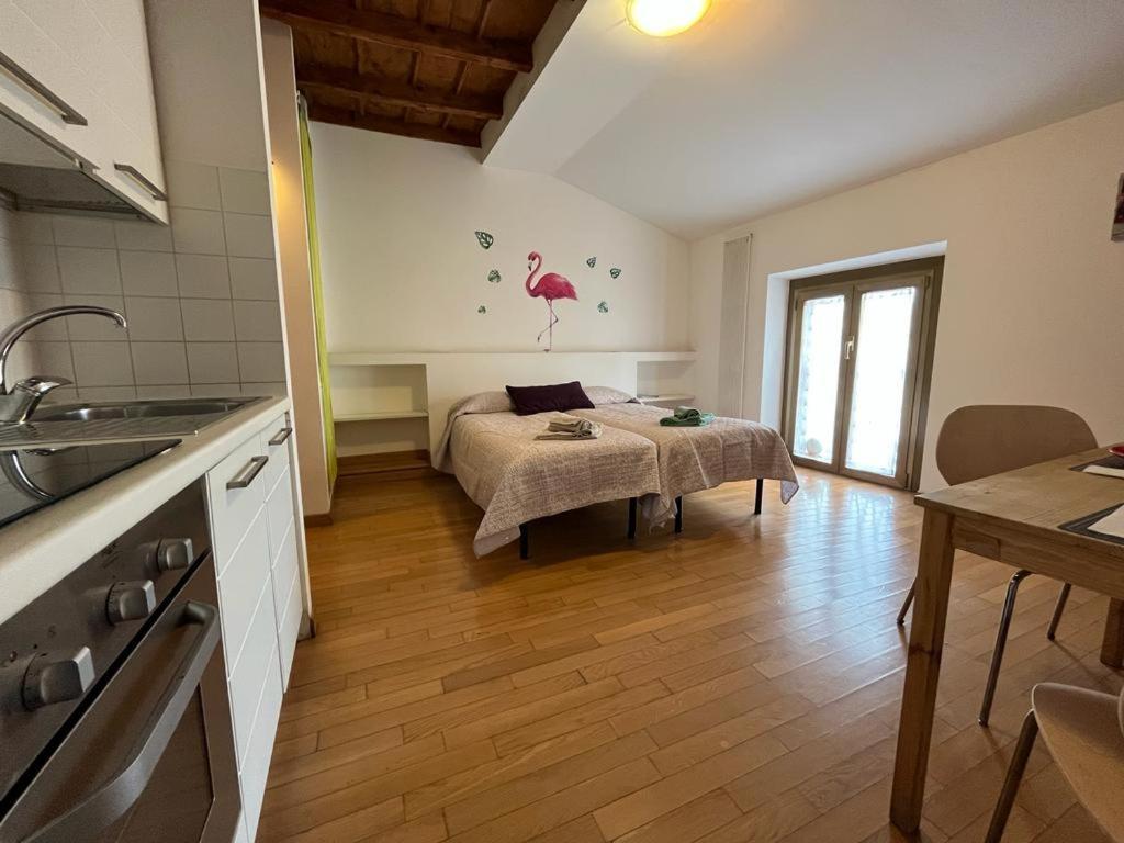 Flamingo Lodi Apartment *